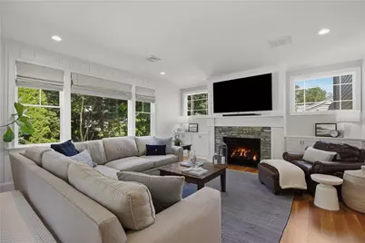7 Blount Circle, Barrington, RI 02806 - Photo 15
