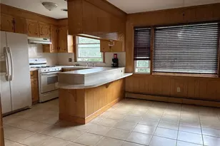 33 Gillen Ave, North Providence, RI 02904 - Photo 11