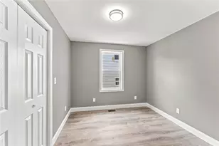 139 Benedict St, Providence, RI 02909 - Photo 11