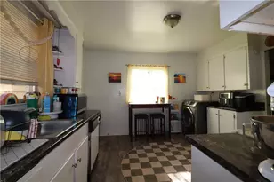 19 Vincent St, Middletown, RI 02842 - Photo 27