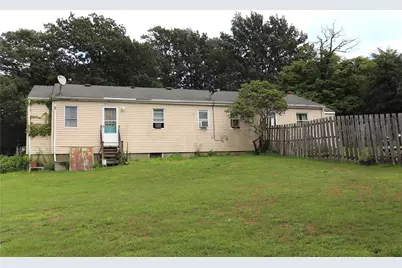 19 Vincent Street, Middletown, RI 02842 - Photo 9