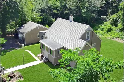 21 Narragansett Road, Cumberland, RI 02864 - Photo 3