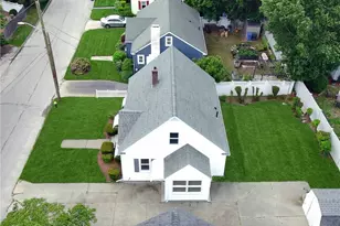 181 Fiat Ave, Cranston, RI 02910 - Photo 23