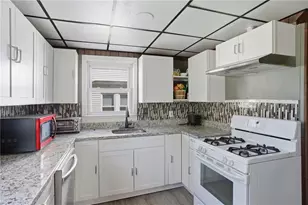 28 Orlo Ave, East Providence, RI 02914 - Photo 5