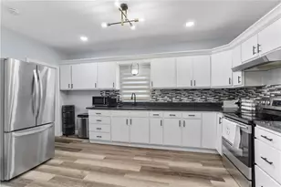 179 Woodward Ave, East Providence, RI 02914 - Photo 9