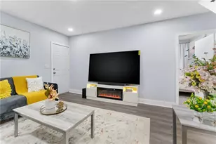 179 Woodward Ave, East Providence, RI 02914 - Photo 7