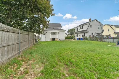 179 Woodward Avenue, East Providence, RI 02914 - Photo 25