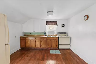 20 Spring Street W, West Warwick, RI 02893 - Photo 19