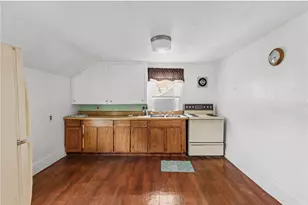 20 Spring Street W, West Warwick, RI 02893 - Photo 19