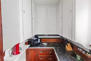 20 Spring Street W, West Warwick, RI 02893 - Photo 7