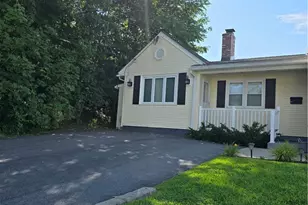 15 Royal Ave, Cranston, RI 02920 - Photo 1
