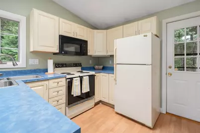 24 White Birch Court, North Kingstown, RI 02852 - Photo 11