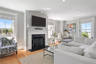 423 Hope St, Bristol, RI 02809 - Photo 17