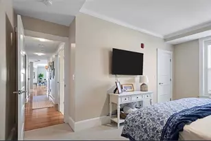 423 Hope St, Bristol, RI 02809 - Photo 11