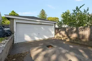 843 Hope St, Providence, RI 02906 - Photo 29