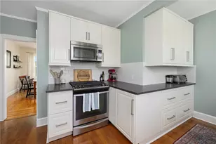 843 Hope St, Providence, RI 02906 - Photo 13