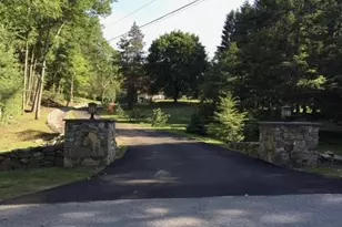 11 Old Greenville Rd, Johnston, RI 02919 - Photo 9