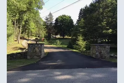 11 Old Greenville Road, Johnston, RI 02919 - Photo 3