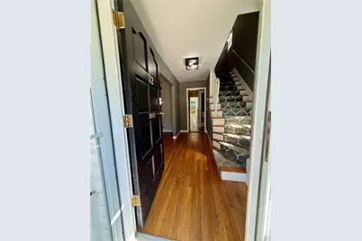 112 4th Street, Providence, RI 02906 - Photo 3