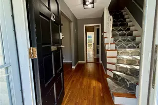 112 4th St, Providence, RI 02906 - Photo 3