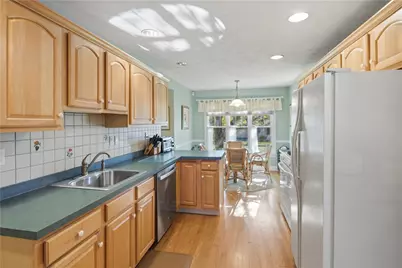 22 Channel View #2, Warwick, RI 02889 - Photo 7