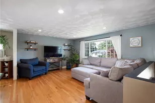 150 Acorn Ln, West Warwick, RI 02893 - Photo 9