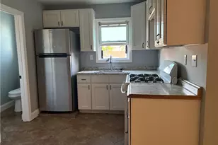 45 Fuller Ave, Central Falls, RI 02863 - Photo 5