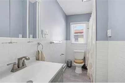 132 Roger Williams Avenue, Providence, RI 02907 - Photo 27