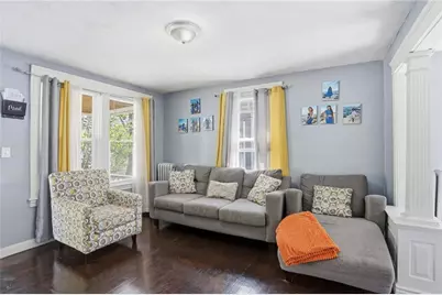 132 Roger Williams Avenue, Providence, RI 02907 - Photo 15