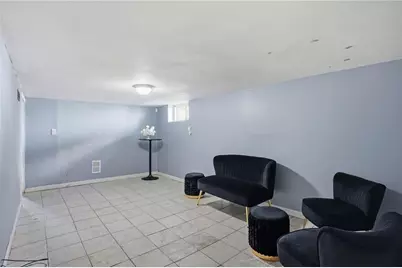 132 Roger Williams Avenue, Providence, RI 02907 - Photo 35
