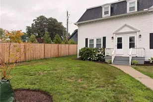412 Bellevue Ave, Newport, RI 02840 - Photo 3