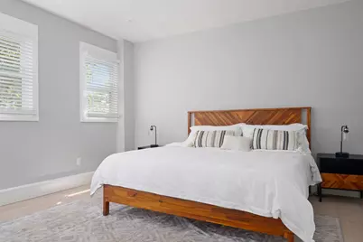626 Thames Street, Newport, RI 02840 - Photo 13