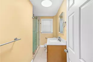24 Alden St, Johnston, RI 02919 - Photo 11