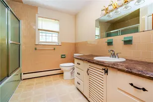 90 Moswansicut Lake Dr, Scituate, RI 02857 - Photo 25
