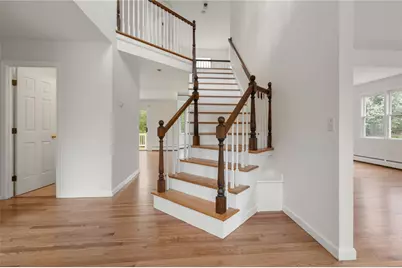 43 Blue Grass Drive, Middletown, RI 02842 - Photo 5