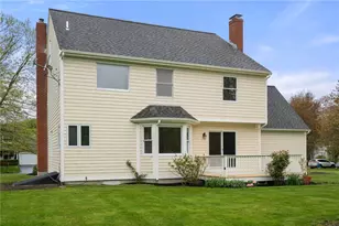 43 Bluegrass Dr, Middletown, RI 02842 - Photo 37