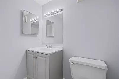 650 East Greenwich Avenue #7-207, West Warwick, RI 02893 - Photo 17