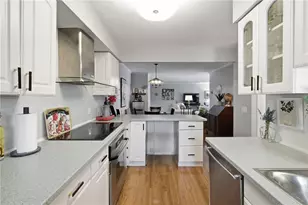 400 Narragansett Pkwy, Warwick, RI 02888 - Photo 15