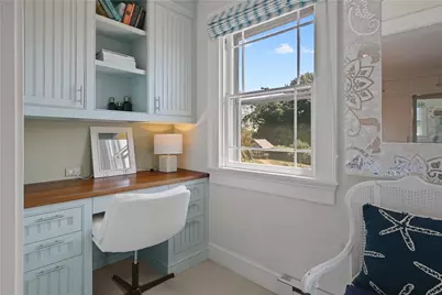 35 Chastellux Avenue #H, Newport, RI 02840 - Photo 31