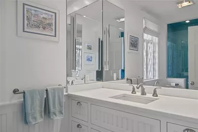 35 Chastellux Avenue #H, Newport, RI 02840 - Photo 21