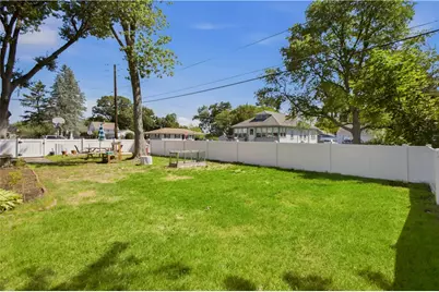 127 Highland Avenue, Cumberland, RI 02864 - Photo 33