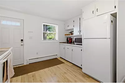 127 Highland Avenue, Cumberland, RI 02864 - Photo 9