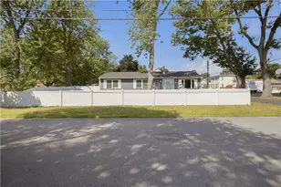 127 Highland Ave, Cumberland, RI 02864 - Photo 35