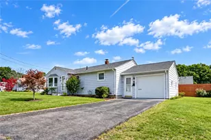 156 Pawtuxet Terrace, West Warwick, RI 02893 - Photo 3