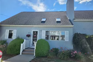 47 Treasure Rd, Narragansett, RI 02882 - Photo 1