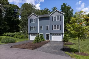 39 Stone Bridge Dr, South Kingstown, RI 02879 - Photo 1