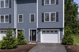 39 Stone Bridge Dr, South Kingstown, RI 02879 - Photo 3
