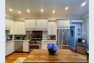 24 Walnut Street, Pawtucket, RI 02860 - Photo 9