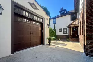 24 Walnut St, Pawtucket, RI 02860 - Photo 45
