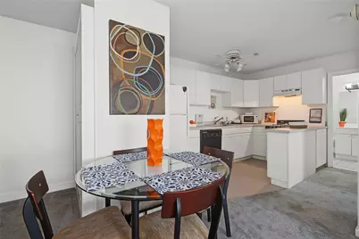 132 Hoffman Avenue #207, Cranston, RI 02920 - Photo 7